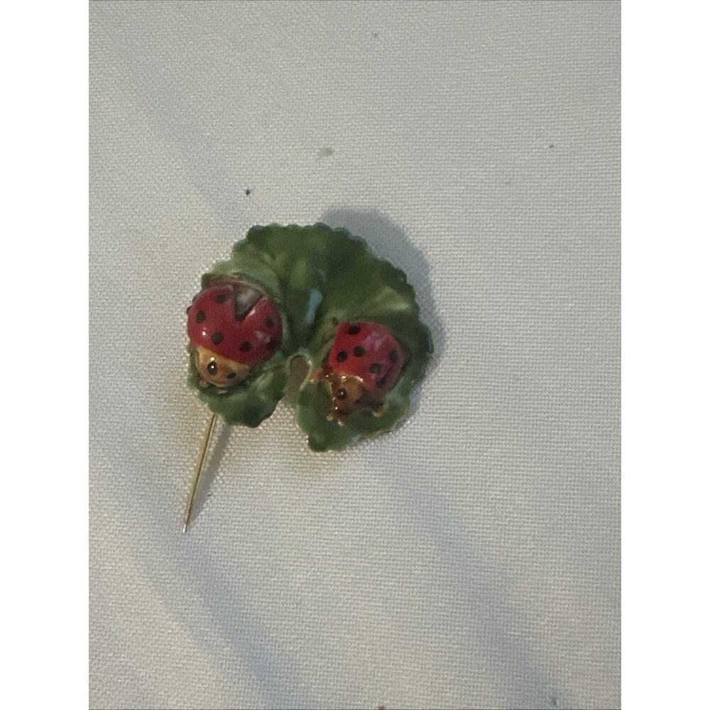 Vintage ORIGINAL BY ROBERT Signed Brooch Pin‎